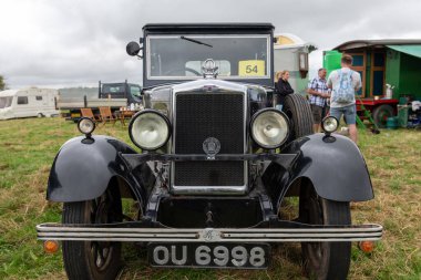 Low Ham.Somerset.Birleşik Krallık. 20 Temmuz 2024 1930 'dan Morris Cowley, Somerset Steam and Country Show' da sergileniyor.
