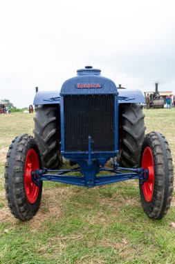 Low Ham.Somerset. Birleşik Krallık. 20 Temmuz 2024.A restore edilmiş standart Fordson, Somerset Steam and Country Show 'da sergileniyor.