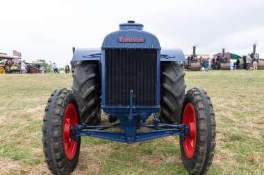 Low Ham.Somerset. Birleşik Krallık. 20 Temmuz 2024.A restore edilmiş standart Fordson, Somerset Steam and Country Show 'da sergileniyor.
