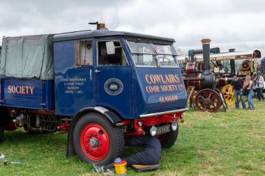 Low Ham.Somerset. Birleşik Krallık. 20 Temmuz 2024 1934 'ten kalma Sentinel S4 buharlı kamyonu Somerset Steam and Country Show' da sergileniyor.