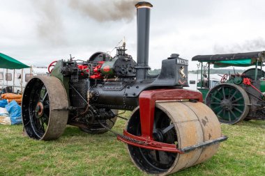 Low Ham.Somerset.Birleşik Krallık 20 Temmuz 2024.An Aveling ve Porter F tipi yol silindiri Somerset Steam and Country Show 'da sergileniyor.