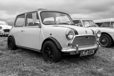Low Ham.Somerset.Birleşik Krallık. 20 Temmuz 2024 İngiliz Leyland Mini 1971 'de Somerset buhar ve ülke gösterisinde.