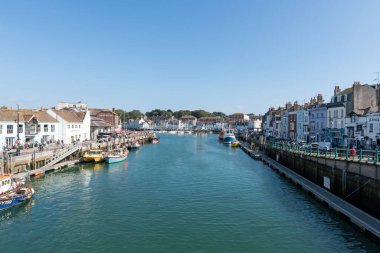 Weymouth. Dorset. Birleşik Krallık. 21 Eylül 2024. Dorset 'teki Jurassic sahilinde Weymouth limanının fotoğrafı.