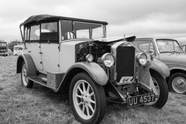 Low Ham.Somerset.Birleşik Krallık. 20 Temmuz 2024.1929 'dan kalma Humber 9 / 28 hafif turisti Somerset Steam and Country Show' da sergileniyor.