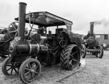 Low Ham.Somerset. Birleşik Krallık. 20 Temmuz 2024 Mann çekici motoru 1928 'de Somerset Steam and Country Show' da sergileniyor.