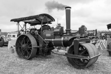Low Ham.Somerset.Birleşik Krallık. 20 Temmuz 2024 A 1902 Aveling ve Porter 10 tonluk yol silindiri Trundle, Somerset Steam and Country Show 'da sergileniyor.