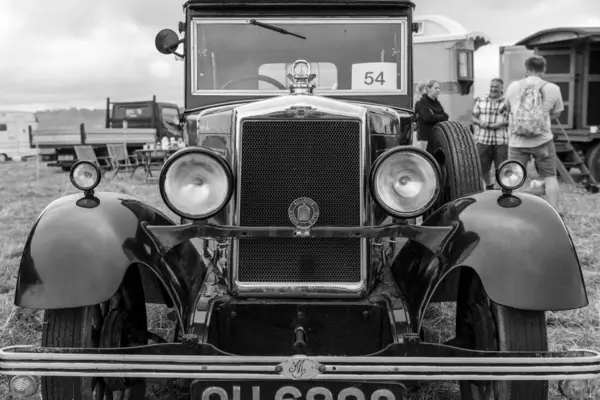 Low Ham.Somerset.Birleşik Krallık. 20 Temmuz 2024 1930 'dan Morris Cowley, Somerset Steam and Country Show' da sergileniyor.