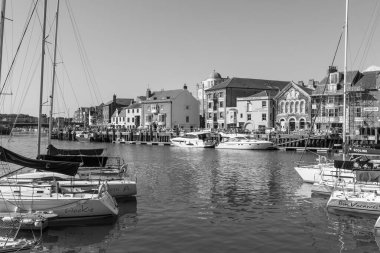 Weymouth. Dorset. Birleşik Krallık. 21 Eylül 2024. Dorset 'teki Jurassic sahilinde Weymouth limanının fotoğrafı.