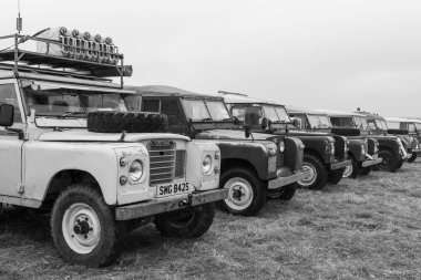 Low Ham.Somerset. Birleşik Krallık. 20 Temmuz 2024 Eski Land Rover seçmeleri Somerset Steam and Country Show 'da sergileniyor.