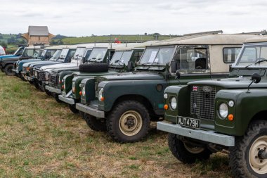 Haselbury Plucknet. Somerset. Birleşik Krallık. 17 Ağustos 2024 Klasik ve klasik Land Rover 'lar Dünden Çiftlik Etkinliği' nde sergileniyor.