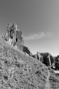 Corfe Castle Dorset'deki / daki kalıntıları
