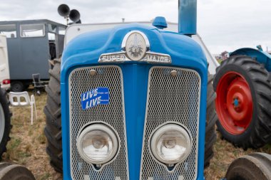 Haselbury Plucknet. Somerset. Birleşik Krallık. 17 Ağustos 2024 Fordson Super major restore edildi.