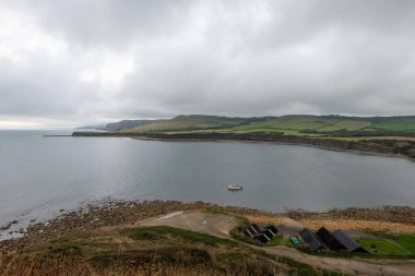 Dorset 'teki Kimmeridge Körfezi' nin manzara fotoğrafı.