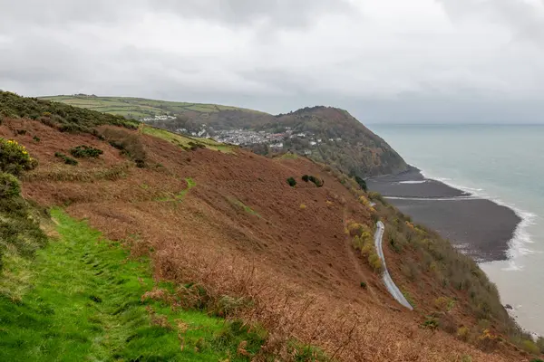 Lynton 'daki Countisbury Hill' den ve Devon 'daki Lynton ve Lynmouth' taki sonbahar renklerinden görüntüler
