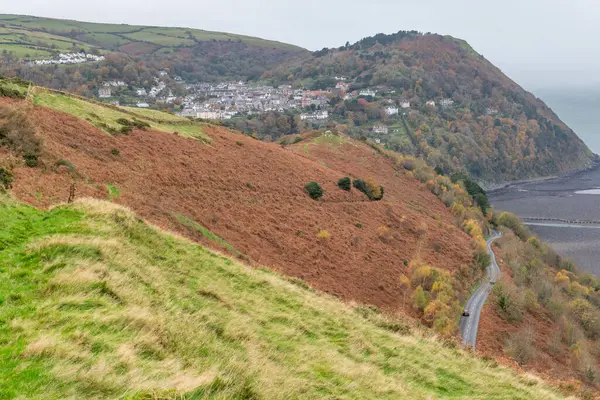 Lynton 'daki Countisbury Hill' den ve Devon 'daki Lynton ve Lynmouth' taki sonbahar renklerinden görüntüler