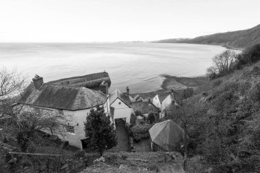Clovelly. Devon. Birleşik Krallık. 19 Ocak 2024. Clovelly, Kuzey Devon sahilindeki rıhtımın fotoğrafı.
