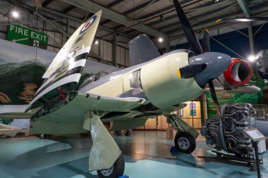Yeovilton. Somerset. Birleşik Krallık. 18 Ocak 2025. Bir Hawker Sea Fury savaş uçağı Somerset 'teki Fleet Air Arm Museum' da sergileniyor.