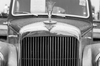 Dorchester.Dorset.United Kingdom.Ekimin 7 'si 2024.A 1951' den Alvis TA 21 'i Dorset County Show' da sergileniyor.