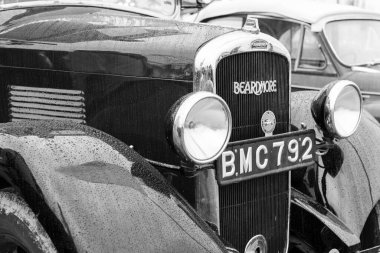 Dorchester. Dorset. United Kingdom.Ekimin 7 'si. 1935' ten kalma bir Beardmore taksisi Dorset County Show 'da sergileniyor.