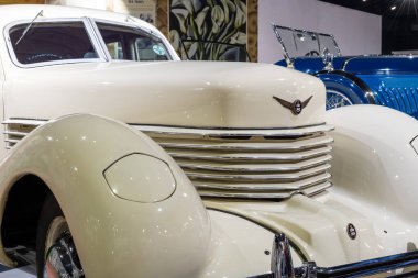 Sparkford. Somerset. Birleşik Krallık. 12 Ocak 2025. 1935 'ten bir Cord 810 Somerset' teki Haynes Motor Müzesi 'nde sergileniyor.