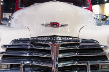 Sparkford. Somerset. Birleşik Krallık. 12 Ocak 2025. 1947 'den bir Chevrolet Fleetline Aero Sedan, Somerset' teki Haynes Motor Müzesi 'nde sergileniyor.