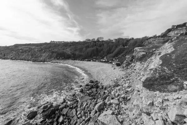 Dorset, Portland 'daki Ope Koyu Kilisesi' nin manzara fotoğrafı.