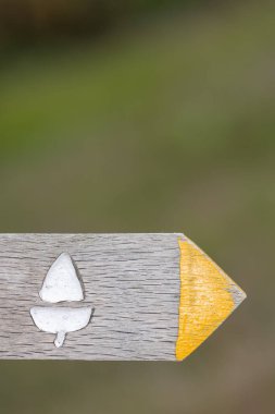 Güney batı yakasındaki patika işaretini kapat.