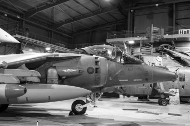 Yeovilton. Somerset. Birleşik Krallık. 23 Ekim 2022. Bae Harrier savaş uçağı Somerset 'teki Fleet Air Arm Museum' da sergileniyor.