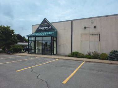 New Hartford, New York - 16 Haziran 2025: Usherwood Office Technology, yazıcılar, fotokopi makineleri ve bilişim hizmetleri de dahil olmak üzere kapsamlı ofis teknolojisi çözümleri sağlamada uzmanlaşmış yerel bir işletme