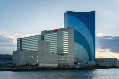 Atlantic City, NJ - 28 Ağustos 2025: Harrah 's Resort Atlantic City, New Jersey' nin Atlantic City kentindeki bir kumarhane oteli.