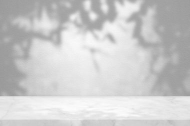 Beton Duvarda Ağaç Gölgesi Arkaplanda Beyaz Mermer Masa, Ürün Sunum Arkaplanı, Görünüm ve Moda İçin Uygun.