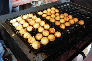 Hot Pan 'da Takoyaki' yi kapat.