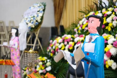 Cenaze Ayini için Çin Kâğıt Bebeği.