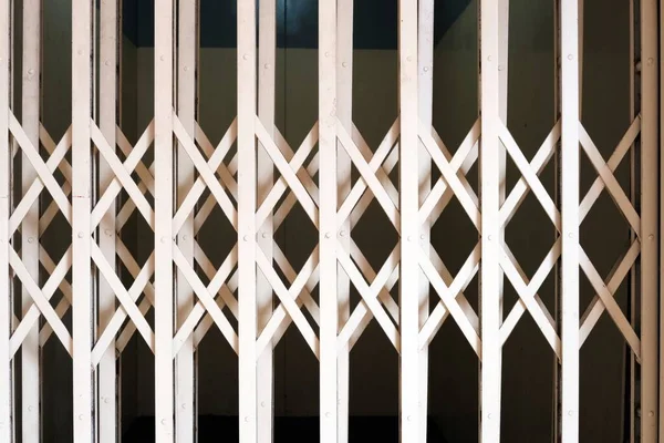 Faltbare Metall Aufzug Tür Hintergrund — Stockfoto
