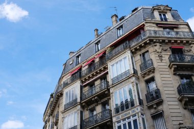 Paris 'te Blue Sky' lı Vintage House.