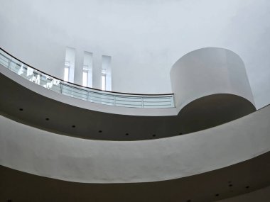 BANGKOK, THAILAND - 23 AĞUSTOS 2023: Bangkok Sanat ve Kültür Merkezi 'nde 29 Temmuz 2008' de açılan çağdaş sanat merkezi.