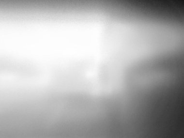 Cam Pencere Arkaplanda Kirli ve Tozlu.