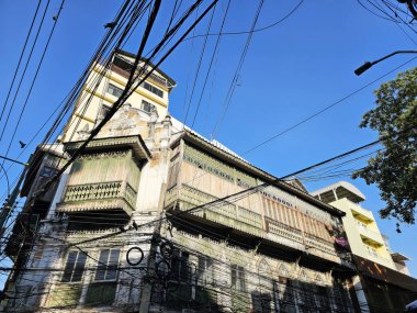 BANGKOK, THAILAND - 22 ARALIK 2023: Song Wat Yolu 'ndaki antik ev. Bangkok, Tayland 'da yeni bir dönüm noktası..