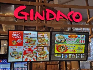 Bangkok, Tayland - 06 Mart 2024 Gindaco tabelası. Gindaco Tayland 'da ünlü bir takoyaki dükkanıdır..
