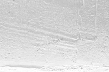 Altından Işıklı Beyaz Grunge Stucco Duvarı.