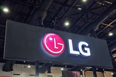 Bangkok, Tayland - 28 Şubat 2025: LG Corporation, Koo In-hwoi tarafından 1947 yılında kurulan çok uluslu bir Güney Kore holdingidir..