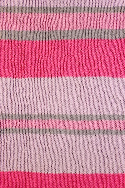 粉色条纹针织物手工编织 纵向定向 — 图库照片