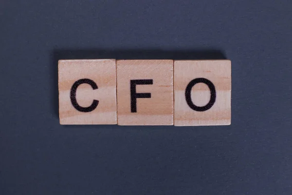 Cfo Chief Financial Office Partir Letras Madeira Fundo Cinza — Fotografia de Stock