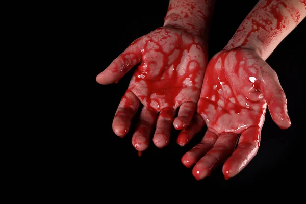 Höj Blodiga Läskiga Händer Svart Bakgrund Begreppet Mord Mardrömmar Halloween — Stockfoto