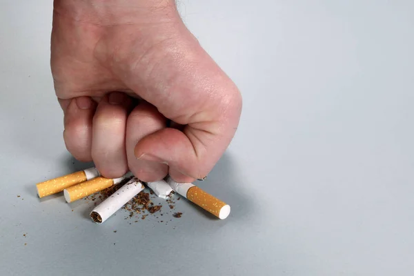 Fist Hitting Cigarettes Quit Smoking Concept — Stock Photo, Image