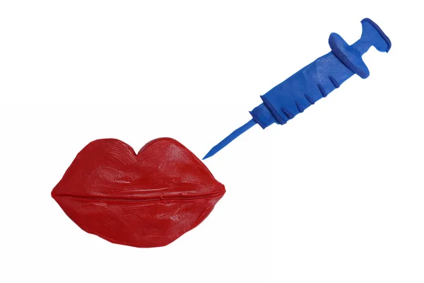 注射器 ヒアルロン酸注入 ボトックスの概念を持つプラスチック製の唇 — ストック写真