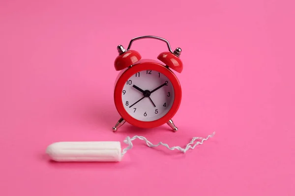 Hygienic Tampons Alarm Clock Pink Background Concept Critical Days — Stock Photo, Image