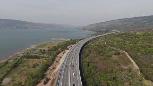 Autopista Expressway Nakhon Ratchasima Province Bang Río Lam Khong Montaña — Vídeo de stock