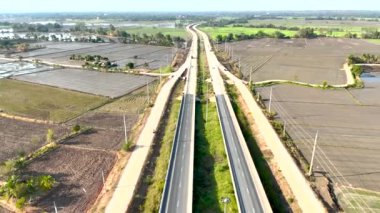  Drone kırsal karayolu trafiğini vurdu