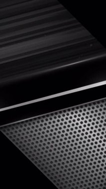 Dikey video soyut arka plan modern siyah köşegenlerle metalik yüzeyi deldi. Otomotiv, endüstriyel ya da bilim kurgu teknolojileri için mükemmel. Metalik ızgara doku elementleri